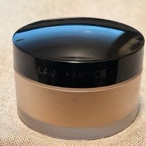 Laura Mercier Translusent Powder in the shade,  Honey  0.33 oz